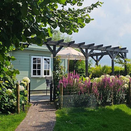 Romantisch Huisje Nabij Het Strand Met Uitzicht Op De Tulpenvelden Julianadorp Eksteriør billede