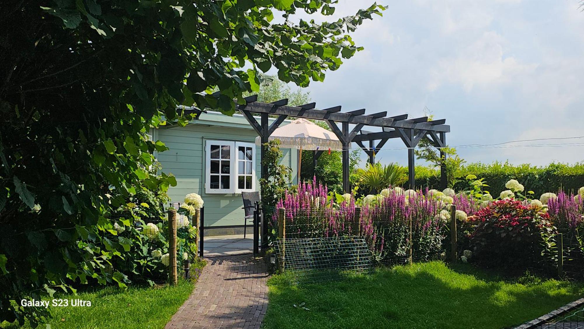 Romantisch Huisje Nabij Het Strand Met Uitzicht Op De Tulpenvelden Julianadorp Eksteriør billede